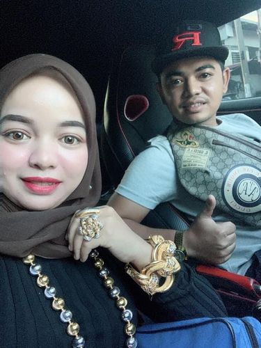 suami istri viral