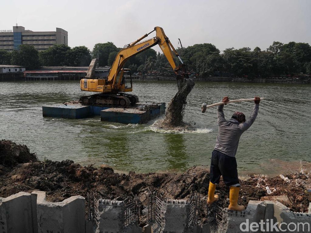 DPRD DKI Tambah Anggaran Pembebasan Lahan untuk Waduk Jadi Rp 600 M DPRD DKI Tambah Anggaran Pembebasan Lahan untuk Waduk Jadi Rp 600 M