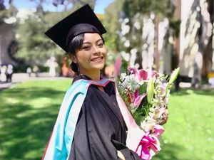 Permohonan Maaf Wishnutama Tak Hadiri Wisuda Sakina di Australia Permohonan Maaf Wishnutama Tak Hadiri Wisuda Sakina di Australia
