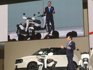 Honda Kenalkan 2 Motor Listrik Buat Antar Barang