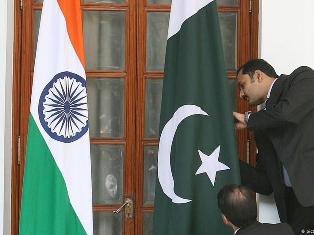 5 Orang Dibunuh Kelompok Militan Saat Delegasi Uni Eropa Kunjungi Kashmir 5 Orang Dibunuh Kelompok Militan Saat Delegasi Uni Eropa Kunjungi Kashmir