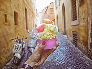 5 Mitos Tentang Es Krim yang Masih Populer Hingga Sekarang 5 Mitos Tentang Es Krim yang Masih Populer Hingga Sekarang