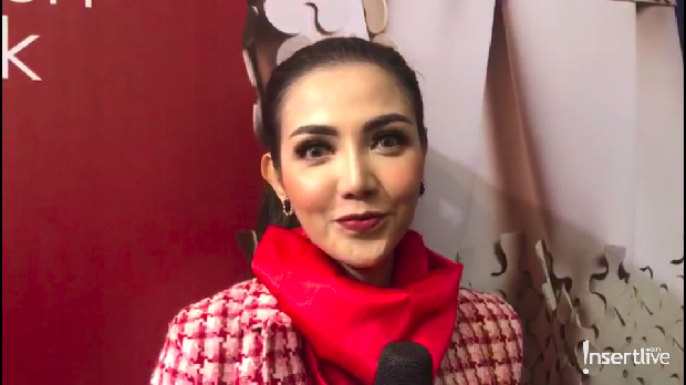 Bella Shofie di Jakarta Fashion Week 2020