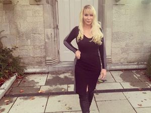 Cerita Influencer 54 Tahun Dibanjiri Lamaran Pria Sejak Buat Instagram