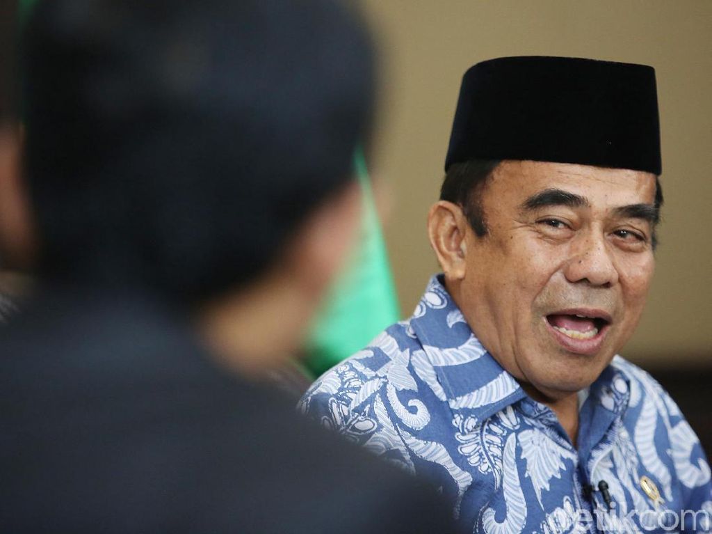 Menag Dorong Doa dalam Ceramah di Masjid Disisipi Bahasa Indonesia Menag Dorong Doa dalam Ceramah di Masjid Disisipi Bahasa Indonesia