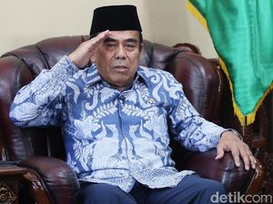 Akan Bertemu UAS, Menag Akan Ingatkan Jika Ada Ceramah yang Tidak Pas Akan Bertemu UAS, Menag Akan Ingatkan Jika Ada Ceramah yang Tidak Pas