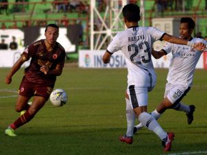 Puasnya PSM: Kalahkan Madura United dengan Skuat Seadanya Puasnya PSM: Kalahkan Madura United dengan Skuat Seadanya
