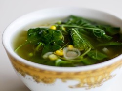 Sayur Bayam Tak Boleh Dipanaskan karena Bisa Beracun? Ini Faktanya