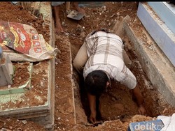 Polisi Buru Penggali Kubur Terkait Pembunuhan PNS yang Dicor di Palembang