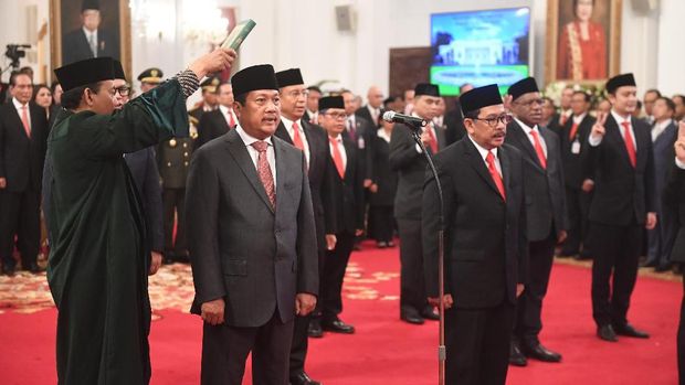 Tambah Wamen, Siasat Jokowi Redam Gejolak Koalisi