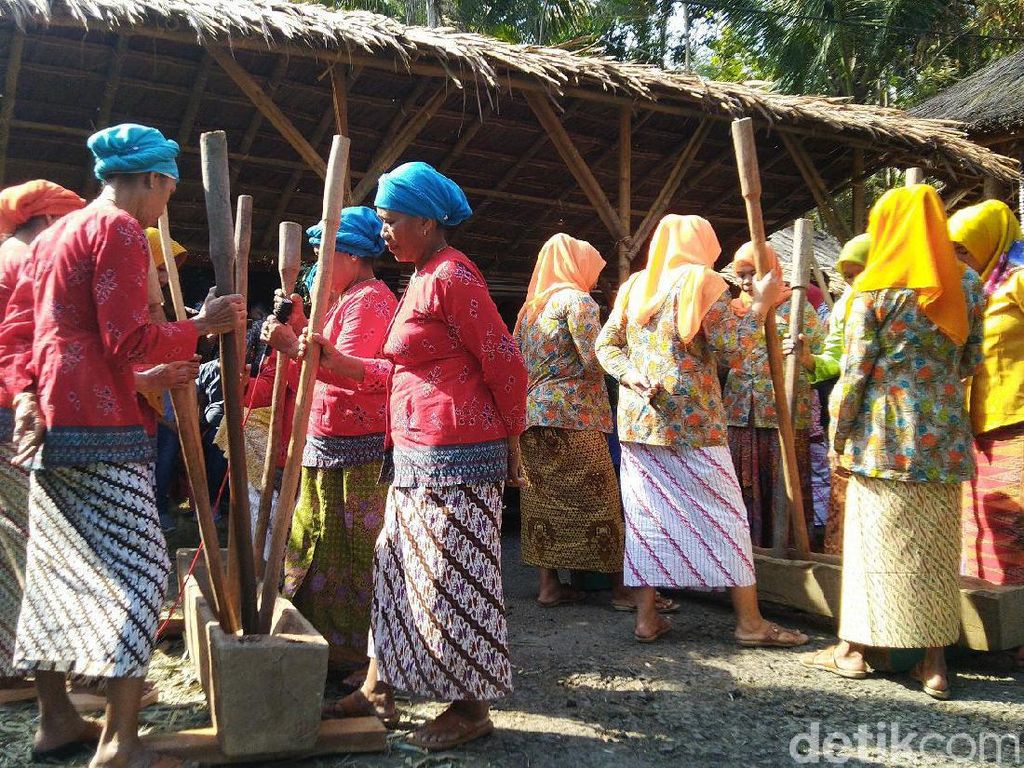 Foto: Nyuguh, Tradisi Turun Temurun Warga Ciamis Foto: Nyuguh, Tradisi Turun Temurun Warga Ciamis