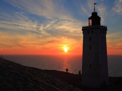 Usaha Selamatkan Mercusuar Berusia 120 Tahun dari Abrasi