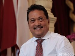 Trenggono Lepas Jabatan Komisaris Perusahaan Ekspor Benih Lobster