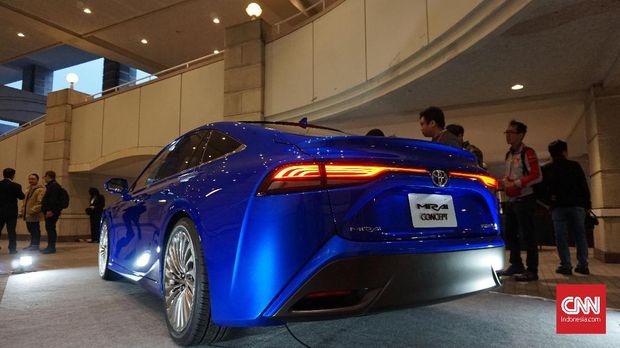 Mirai concept menampilkan desain eksterior dinamis yang dibangun di atas platform Toyota New Global Architecture (TNGA) terbaru.