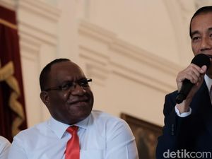 Misi Besar Jokowi Tunjuk Wempi Wetipo Kawal Infrastruktur di Timur