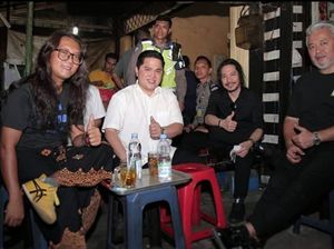 5 Momen Erick Thohir Saat Cicipi Kuliner Legendaris di Indonesia 5 Momen Erick Thohir Saat Cicipi Kuliner Legendaris di Indonesia