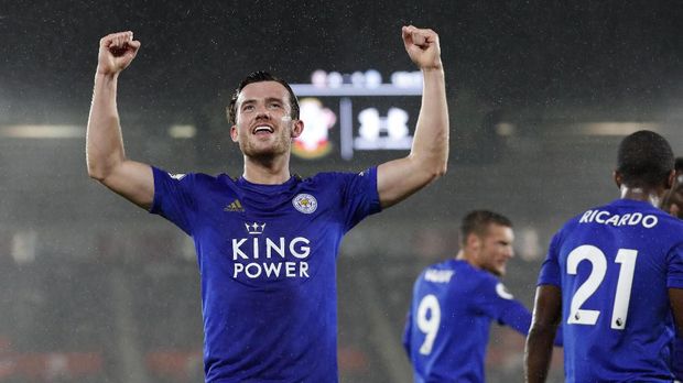 Leicester's Ben Chilwell celebrates scoring the opening goal during the English Premier League soccer match between Southampton and Leicester City at St Mary's stadium in Southampton, England Friday, Oct., 25, 2019. (AP Photo/Alastair Grant)