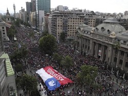 Aksi Protes Kian Bergejolak, Presiden Chile Merombak Kabinetnya