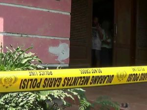 Video Rumah Saksi Bisu Bocah Peluk Jasad Ibunya 3 Hari di Makassar Video Rumah Saksi Bisu Bocah Peluk Jasad Ibunya 3 Hari di Makassar