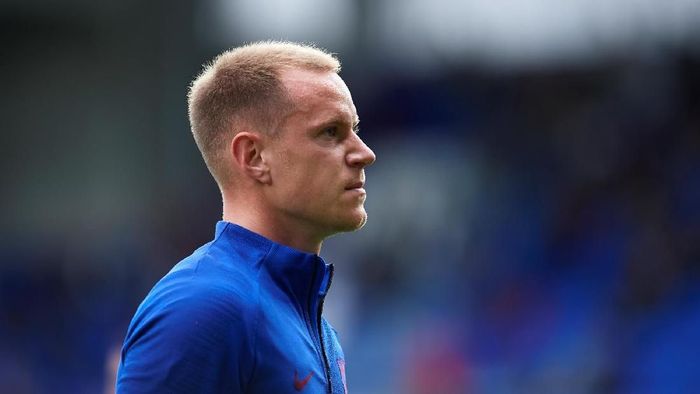 EIBAR, SPAIN - OCTOBER 19: Marc Andre Ter Stegen of FC Barcelona looks on during the warm up prior to the Liga match between SD Eibar SAD and FC Barcelona at Ipurua Municipal Stadium on October 19, 2019 in Eibar, Spain. (Photo by Juan Manuel Serrano Arce/Getty Images)