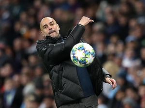 Marahi John Stones, Guardiola: Pemain Cadangan City Mesti Sigap