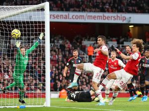 Arsenal Unggul 2-1 atas Crystal Palace di Babak Pertama