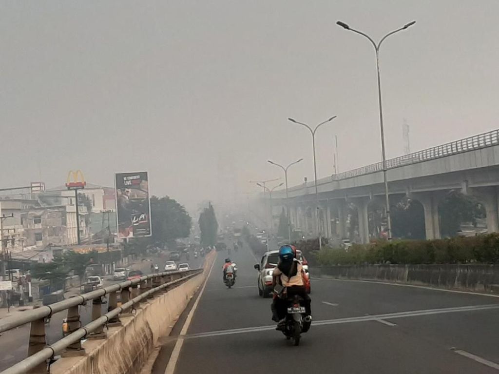 Kabut Asap Selimuti Kota Palembang, Jembatan Ampera Hilang lagi Kabut Asap Selimuti Kota Palembang, Jembatan Ampera Hilang lagi