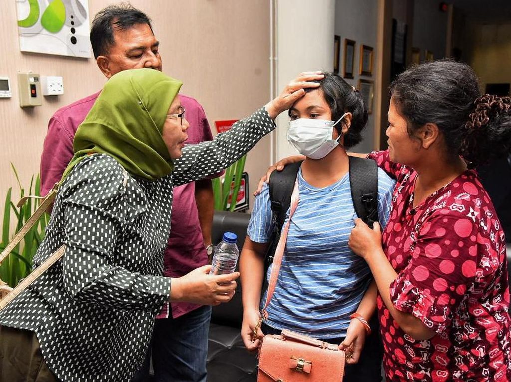 Pemprov Sumut Berhasil Pulangkan Pekerja Migran Bawah Umur dari Malaysia Pemprov Sumut Berhasil Pulangkan Pekerja Migran Bawah Umur dari Malaysia