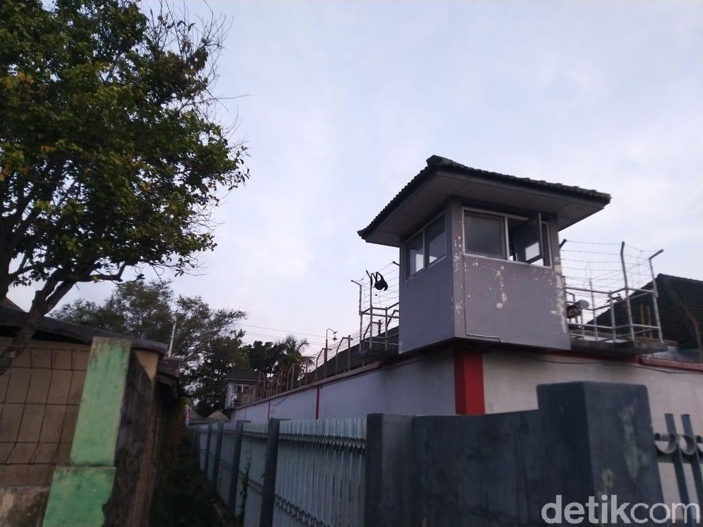 Petugas Teledor, 5 Napi Rutan Wates Kabur Lewat Gorong-gorong Petugas Teledor, 5 Napi Rutan Wates Kabur Lewat Gorong-gorong
