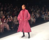 Karya Zaskia Sungkar sampai Baju Teknologi Thermal di Jakarta Fashion Week