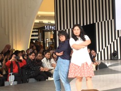 Pede Abis! Aksi Catwalk Anak Down Syndrome di JFW 2020
