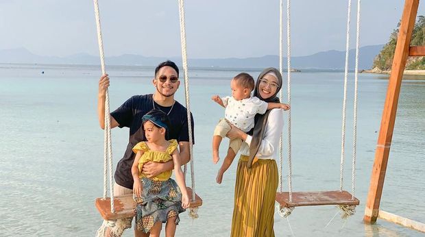 Poppy Bunga, Fattah Riphat dan anak-anak