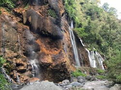 Foto: Air Terjun di Lumajang yang Begitu Indah
