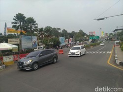 Polisi Kembali Berlakukan Sistem Buka-Tutup di Puncak