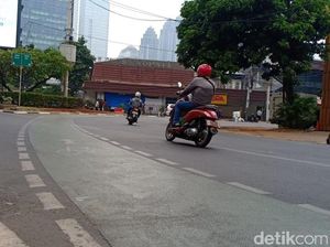 Kecelakaan Mobil Tabrak Apotek Senopati Bukan Pertama Kali Terjadi Kecelakaan Mobil Tabrak Apotek Senopati Bukan Pertama Kali Terjadi