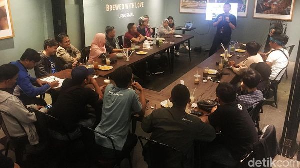 Warganet Jabar Kumpul untuk Perangi Berita Bohong