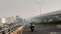 Potret Jembatan Ampera Hilang Ditelan Kabut Asap