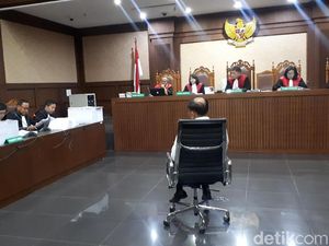 Jaksa KPK Juga Minta Hak Politik Markus Nari Dicabut 5 Tahun Jaksa KPK Juga Minta Hak Politik Markus Nari Dicabut 5 Tahun