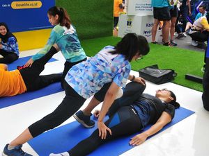 Fasilitas Physiotherapist untuk Pelari Electric Jakarta Marathon 2019