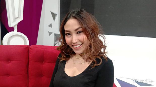 Ayu Dewi