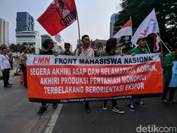 Aliansi Mahasiswa Bergerak Mulai Demo di Patung Kuda, Ini 9 Tuntutannya