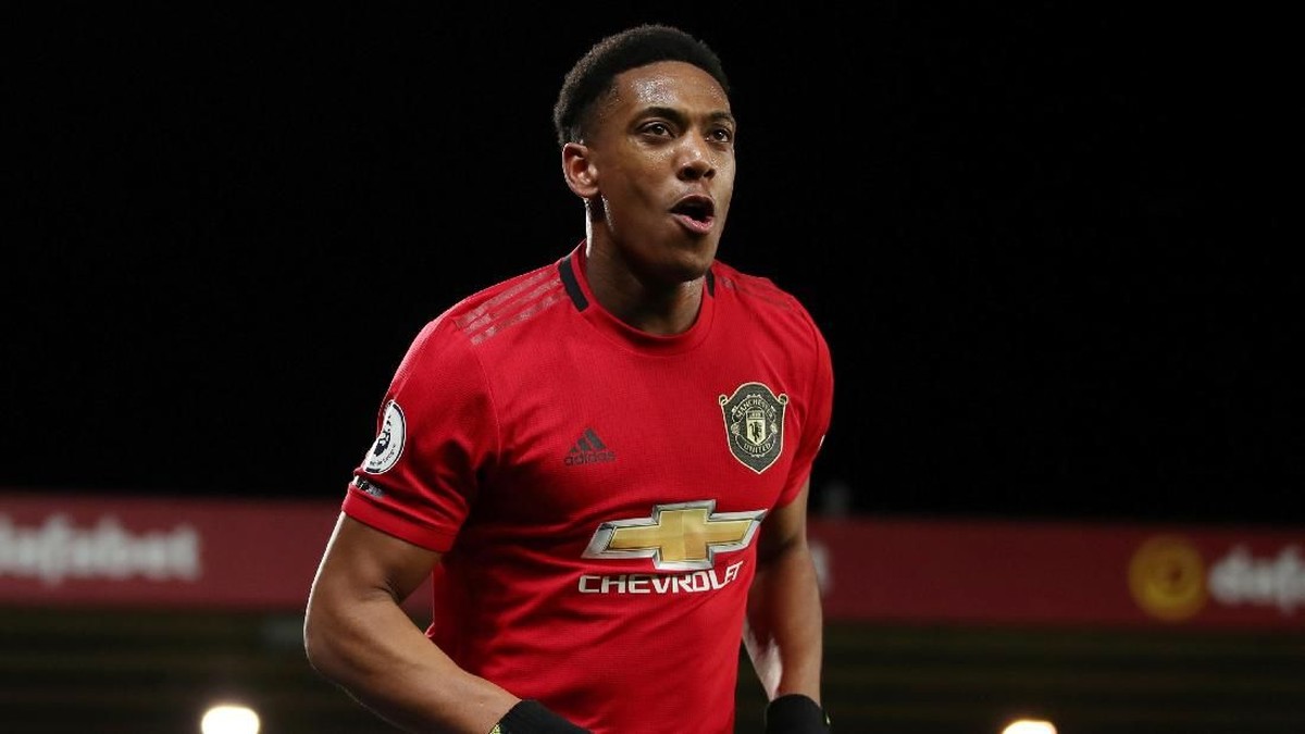 Anthony Martial merayakan golnya ke gawang Norwich City (Chris Radburn/Reuters)