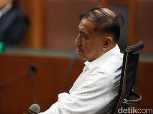 Markus Nari Juga Divonis Bayar Uang Pengganti USD 400 Ribu Markus Nari Juga Divonis Bayar Uang Pengganti USD 400 Ribu