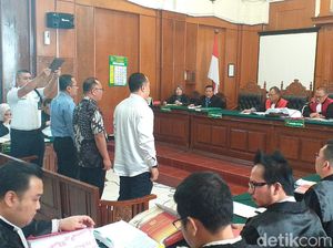 Sidang Kasus Jalan Gubeng Ambles, Jaksa Panggil Kepala Bappeko Eri Cahyadi