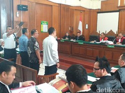 Sidang Kasus Jalan Gubeng Ambles, Jaksa Panggil Kepala Bappeko Eri Cahyadi
