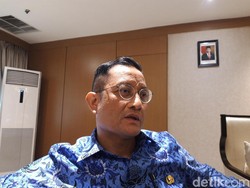 Juliari Batubara Ingin Kerja Kemensos Tidak Hanya Bagi-bagi Bantuan