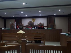 Terbukti Suap Sukiman, Eks Plt Kadis PUPR Pegaf Divonis 1,5 Tahun Bui