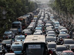 Dishub DKI Klaim Lampaui Target Kurangi Kemacetan di Jakarta