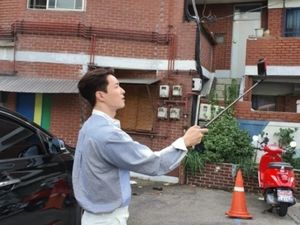 Beli Tongsis, Tulisan Review Aktor Drama Korea Ini Bikin Netizen Gemas Beli Tongsis, Tulisan Review Aktor Drama Korea Ini Bikin Netizen Gemas