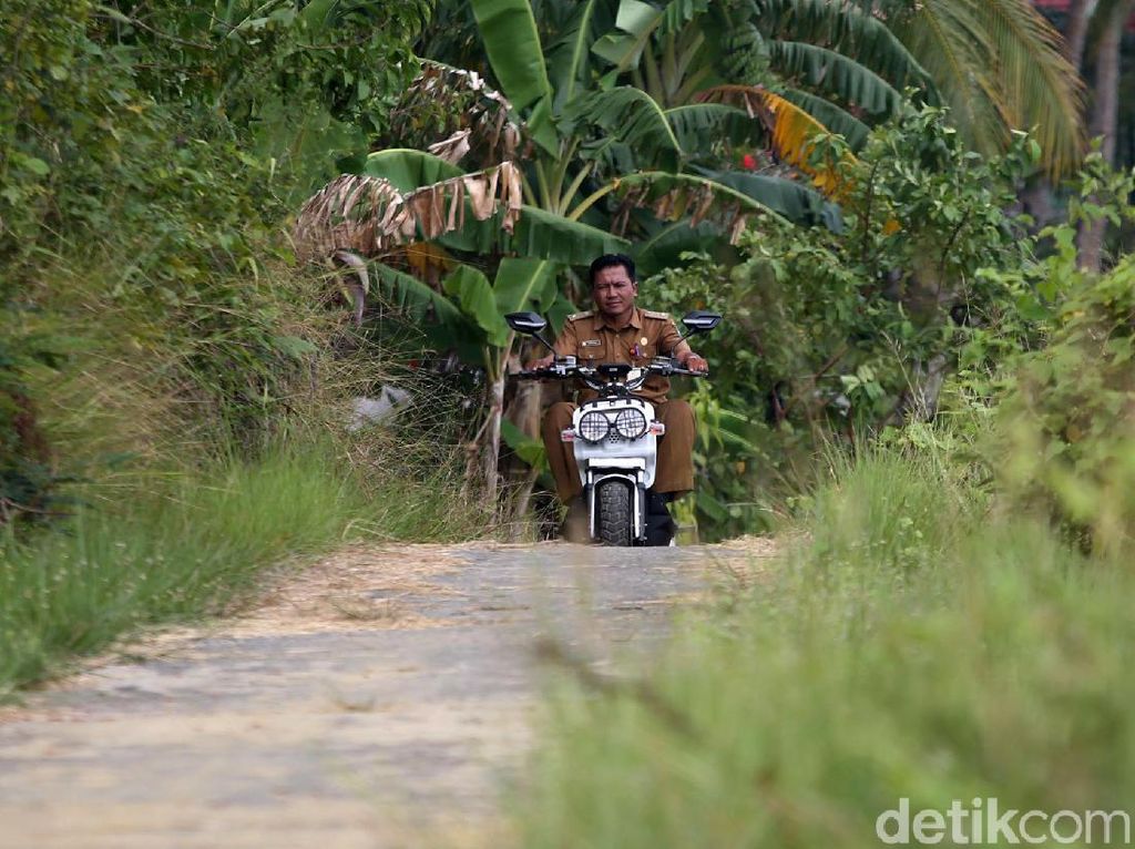 Motor Listrik di Kepulauan, Tak Lagi Keluhkan BBM Motor Listrik di Kepulauan, Tak Lagi Keluhkan BBM